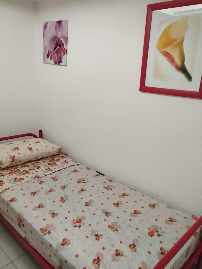 Casa Vacanze Cettina Home 3 Mt 50 Dal Mare Terra Mala Экстерьер фото